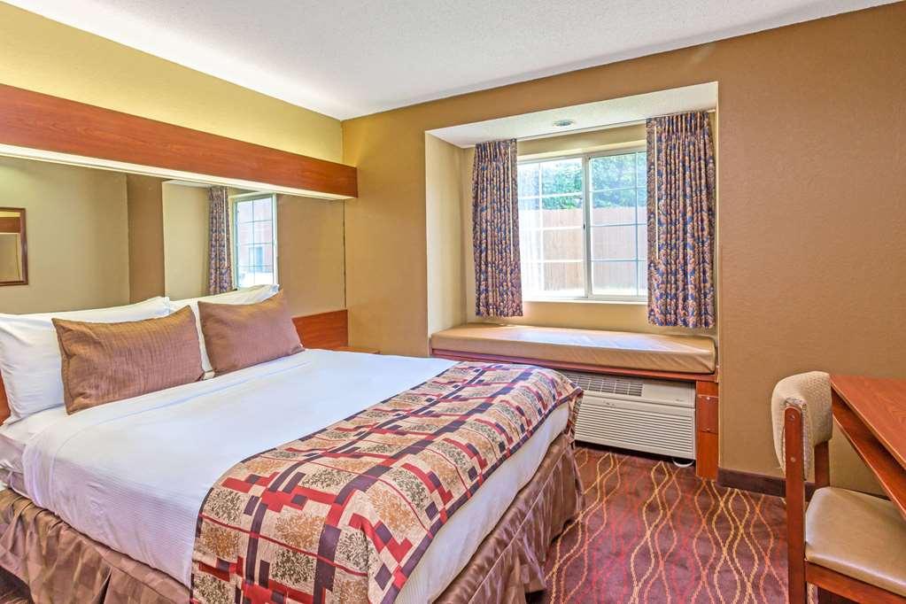 Microtel Inn & Suites By Wyndham Norcross Pokoj fotografie