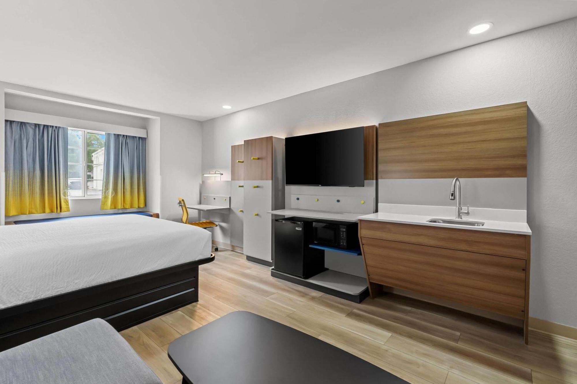 Microtel Inn & Suites By Wyndham Norcross Exteriér fotografie